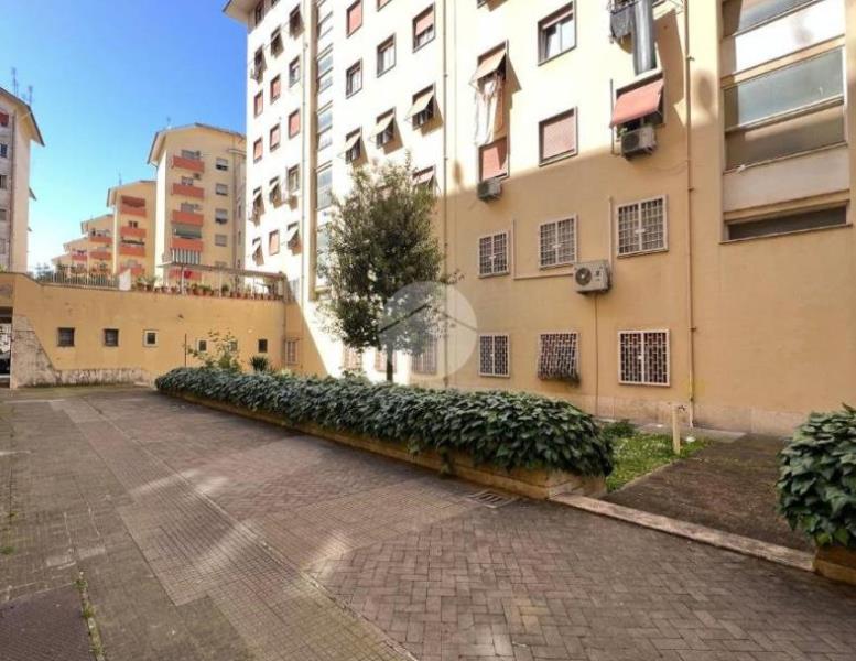 appartamento in vendita a Roma in zona Cinecittà