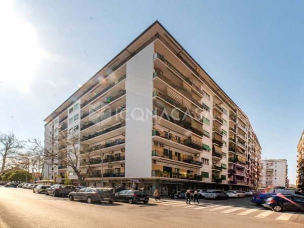 appartamento in vendita a Roma in zona Don Bosco