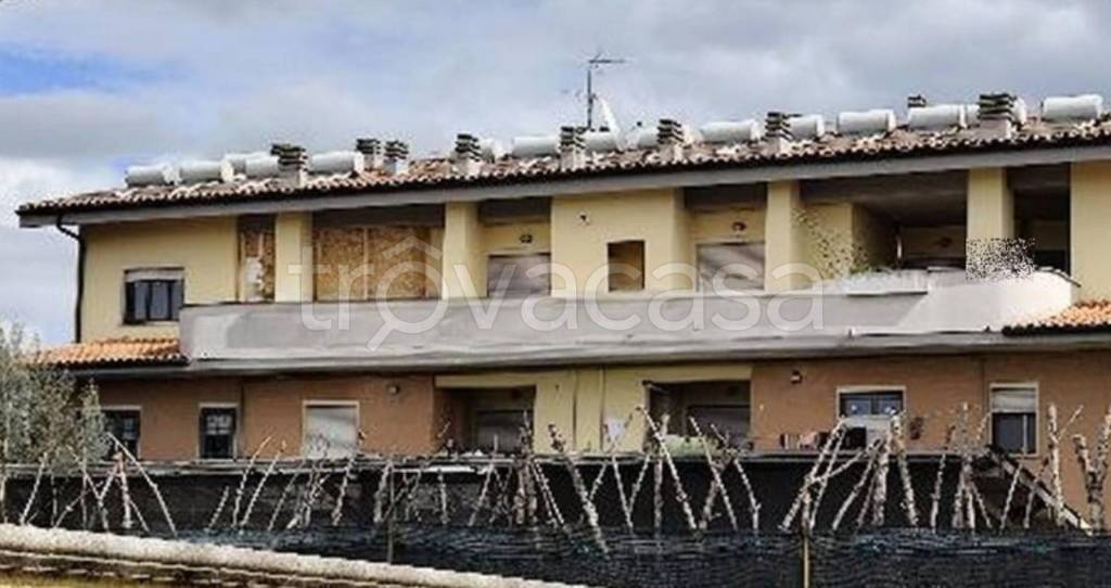 appartamento in vendita a Roma in zona Finocchio