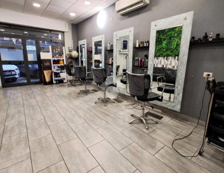 negozio in vendita a Roma in zona Prenestino-Labicano