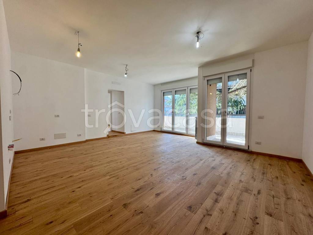 appartamento in vendita a Roma in zona EUR