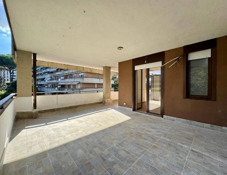 appartamento in vendita a Roma in zona EUR