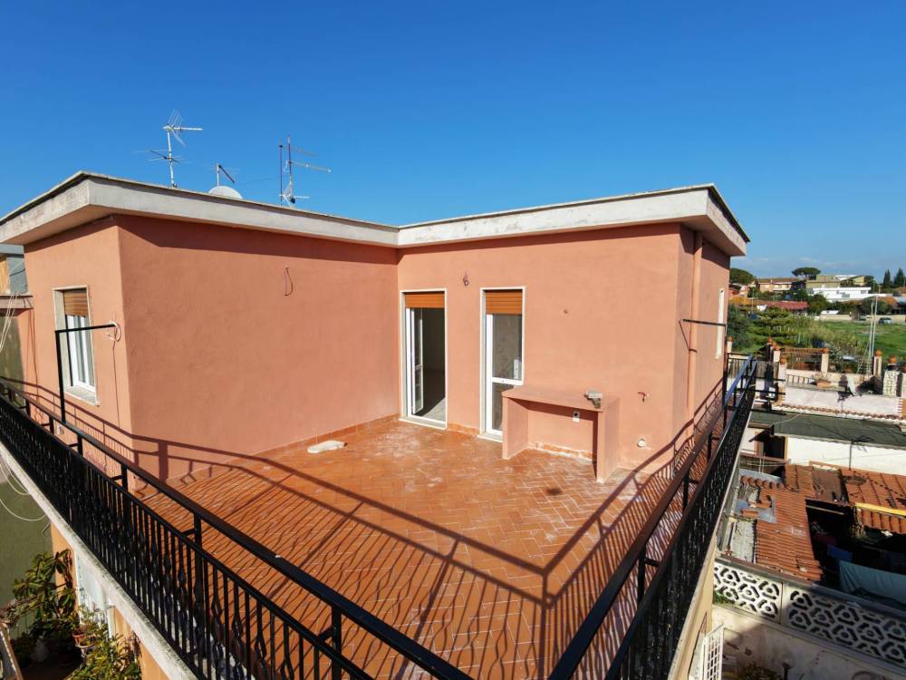 appartamento in vendita a Roma in zona Acilia