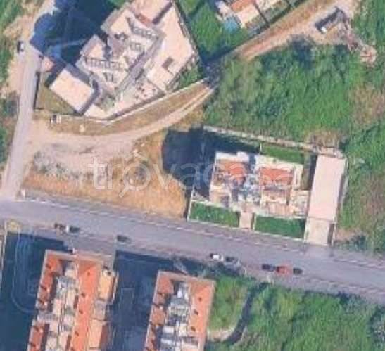 appartamento in vendita a Roma in zona Ostia