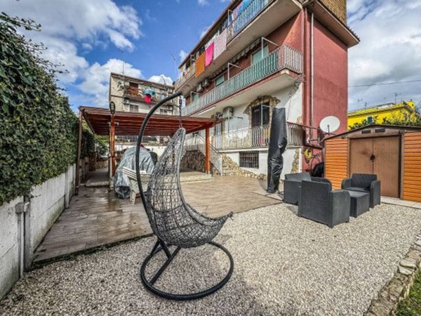 appartamento in vendita a Roma in zona Romanina