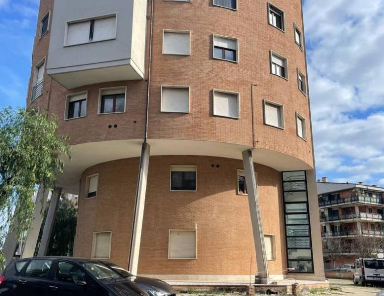 appartamento in vendita a Roma in zona Ostia Antica