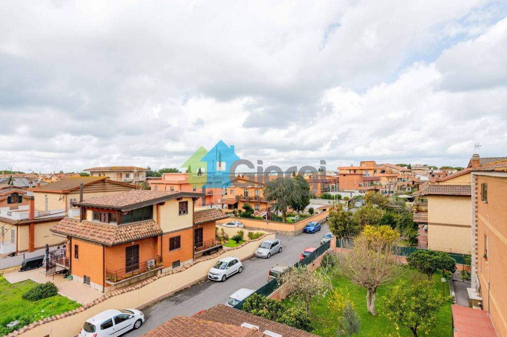 appartamento in vendita a Roma in zona Massimina/Casal Lumbroso