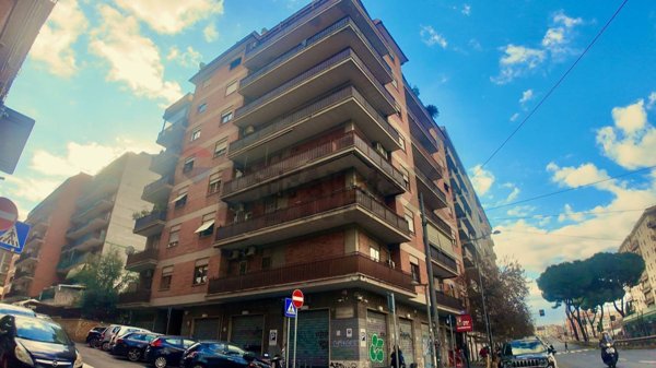 ufficio in vendita a Roma in zona Prenestino-Labicano