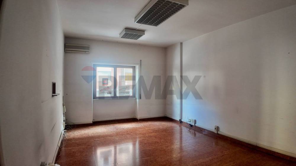 ufficio in vendita a Roma in zona Prenestino-Labicano