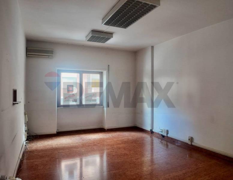ufficio in vendita a Roma in zona Prenestino-Labicano