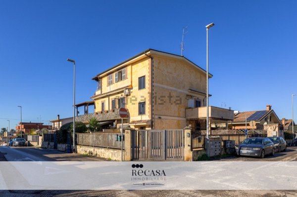 appartamento in vendita a Roma in zona Borghesiana