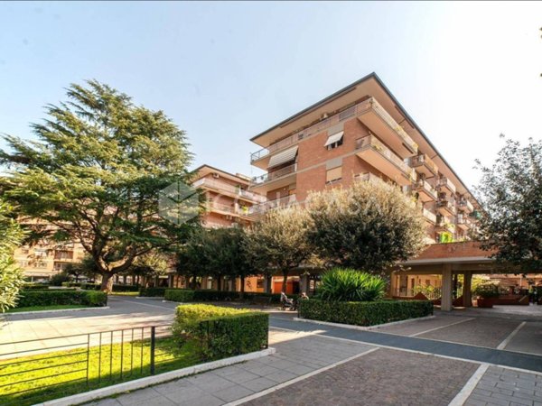 appartamento in vendita a Roma in zona Appio Claudio