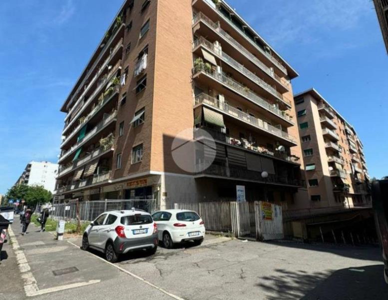 appartamento in vendita a Roma in zona Don Bosco