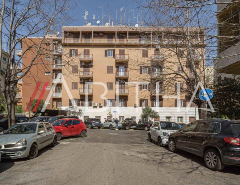 appartamento in vendita a Roma in zona Nomentano