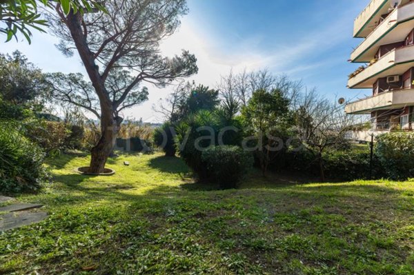 appartamento in vendita a Roma in zona Portuense