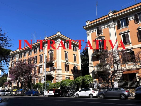 appartamento in vendita a Roma in zona Appio Latino