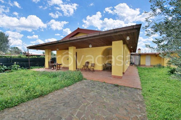 casa indipendente in vendita a Roma in zona Dragona/Bagnoletto