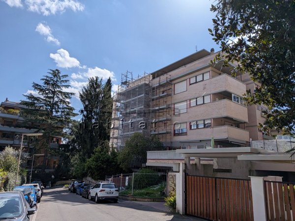 appartamento in vendita a Roma in zona Della Vittoria