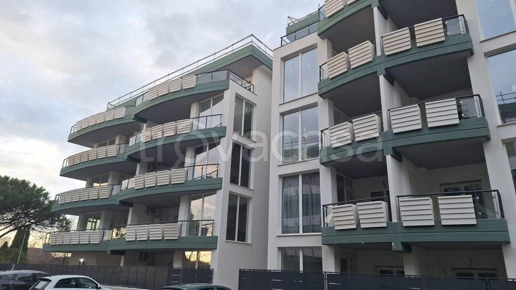 appartamento in vendita a Roma in zona Ostiense