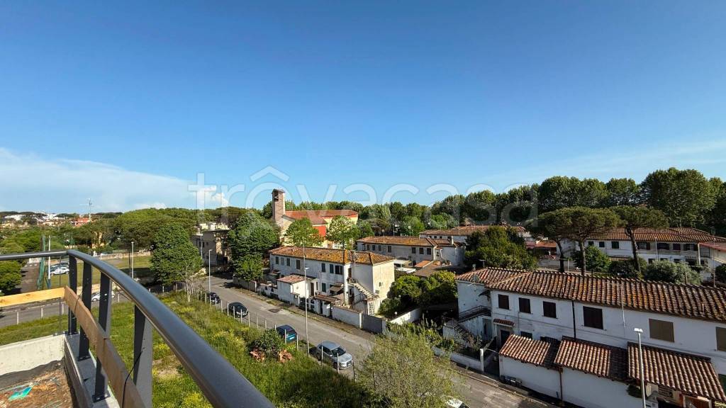 appartamento in vendita a Roma in zona Ostiense