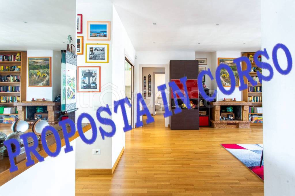 appartamento in vendita a Roma in zona EUR