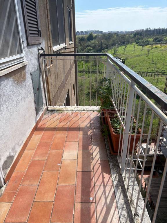 appartamento in vendita a Roma in zona Ardeatino