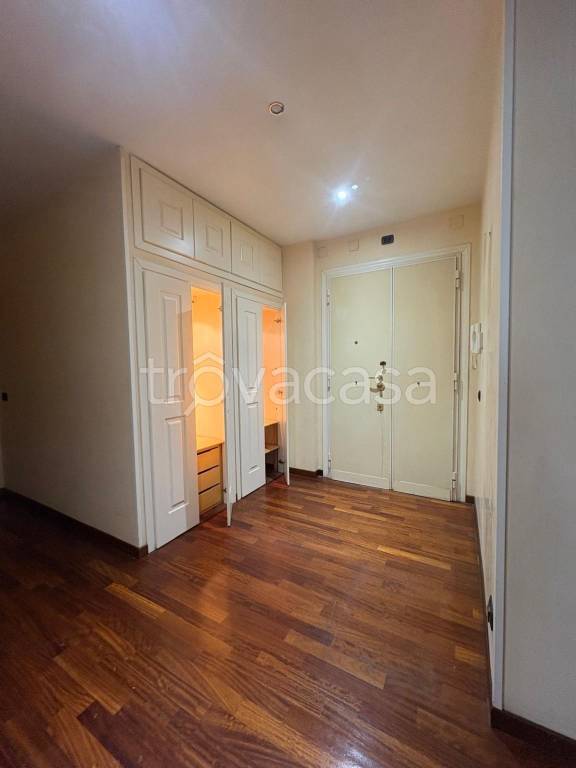 appartamento in vendita a Roma in zona Ardeatino