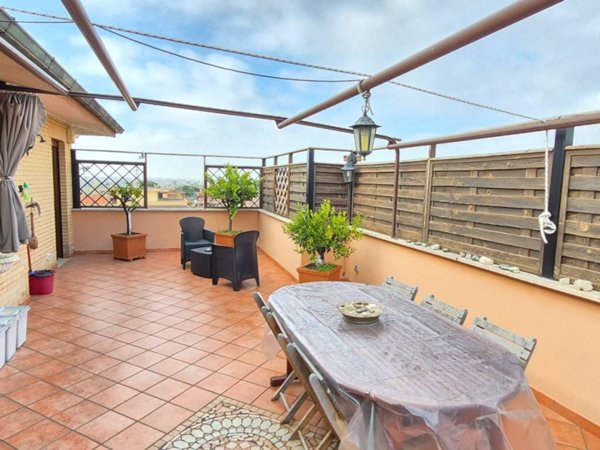 appartamento in vendita a Roma in zona Borghesiana