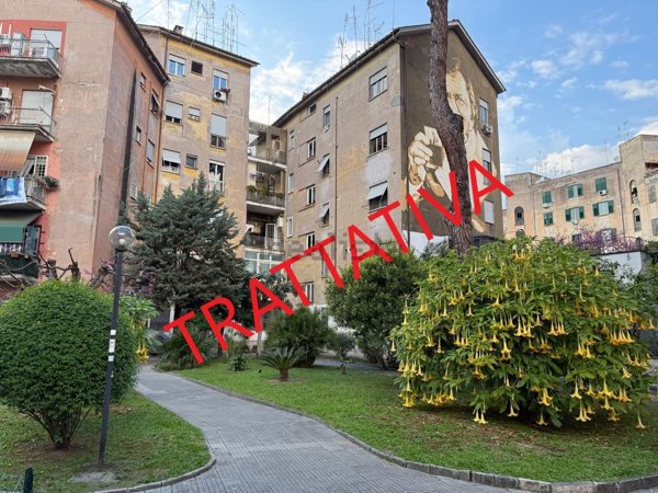appartamento in vendita a Roma in zona Ostiense