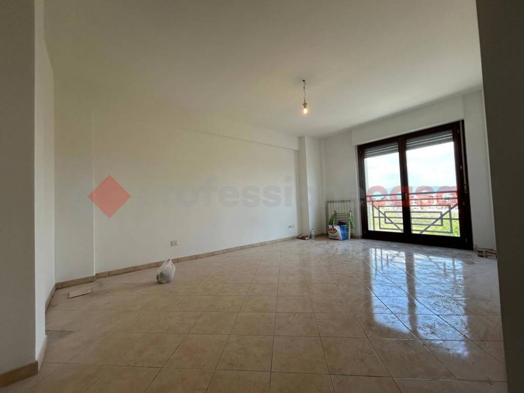 appartamento in vendita a Roma in zona Prenestino-Labicano