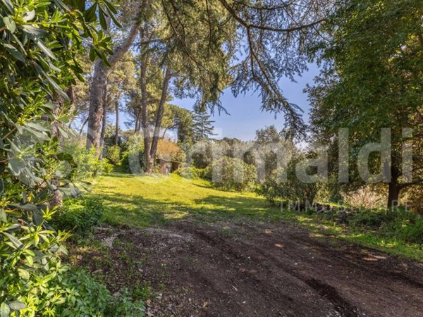 casa indipendente in vendita a Roma in zona Santa Maria di Galeria
