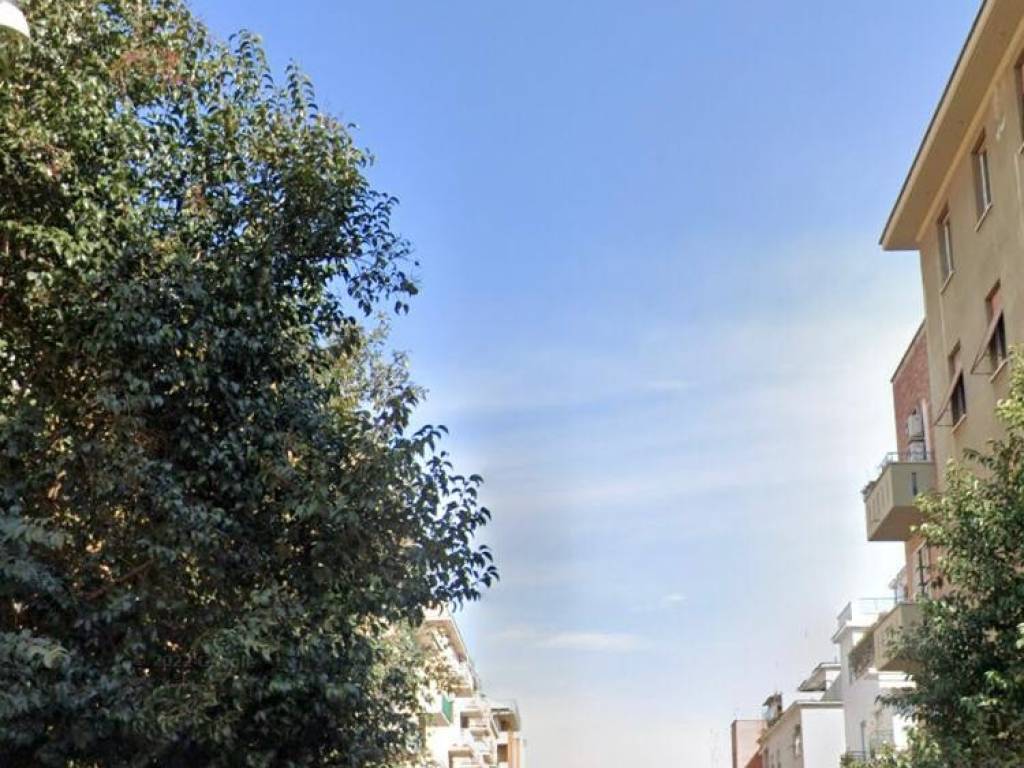 locale di sgombero in vendita a Roma in zona Trieste