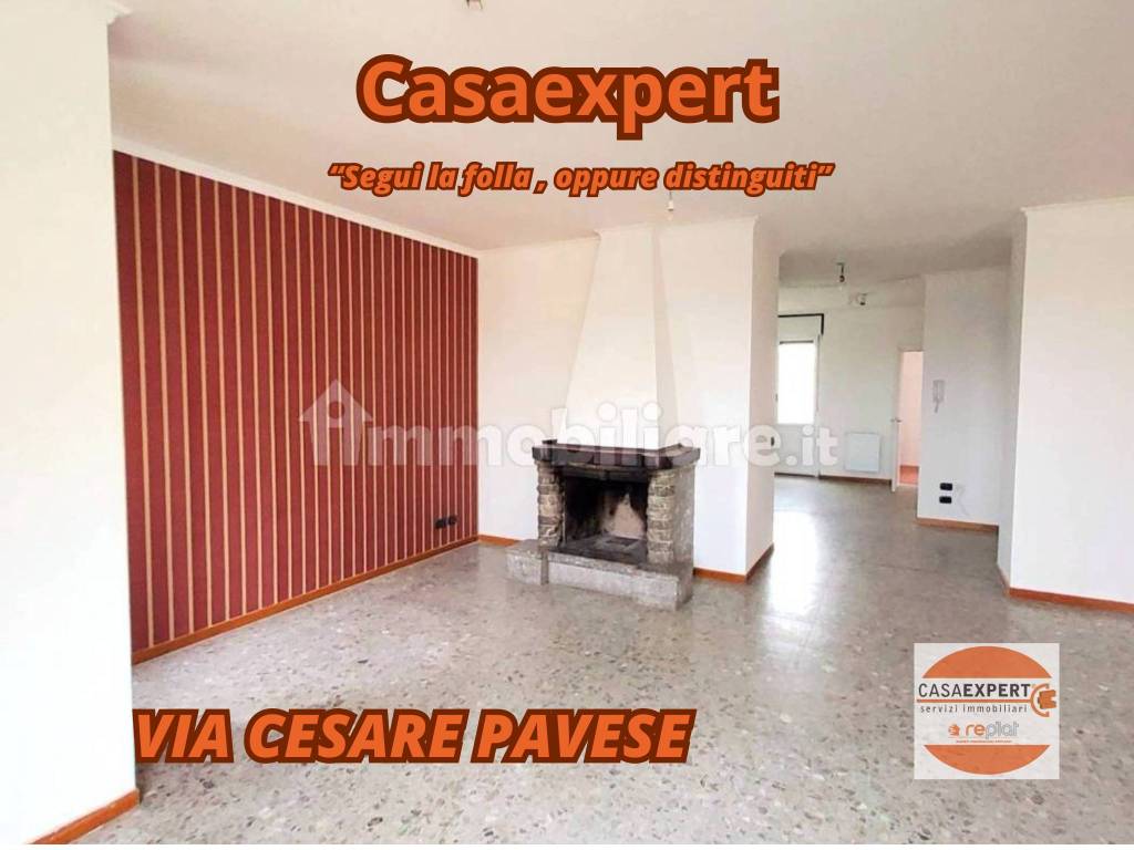 appartamento in vendita a Roma in zona EUR