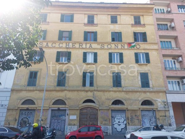 appartamento in vendita a Roma in zona Ostiense