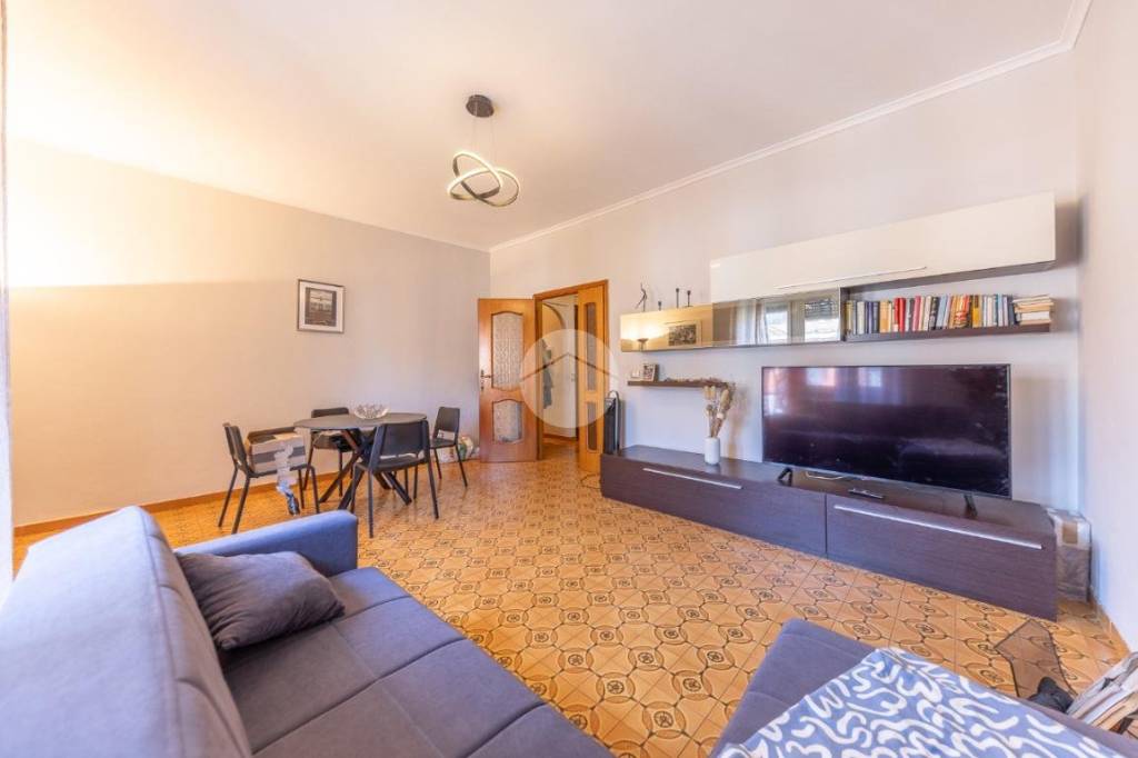 appartamento in vendita a Roma in zona Appio Claudio