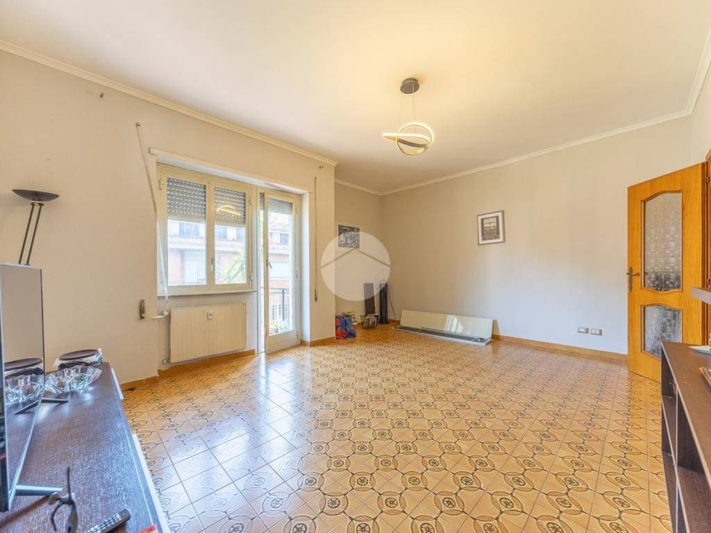 appartamento in vendita a Roma in zona Appio Claudio