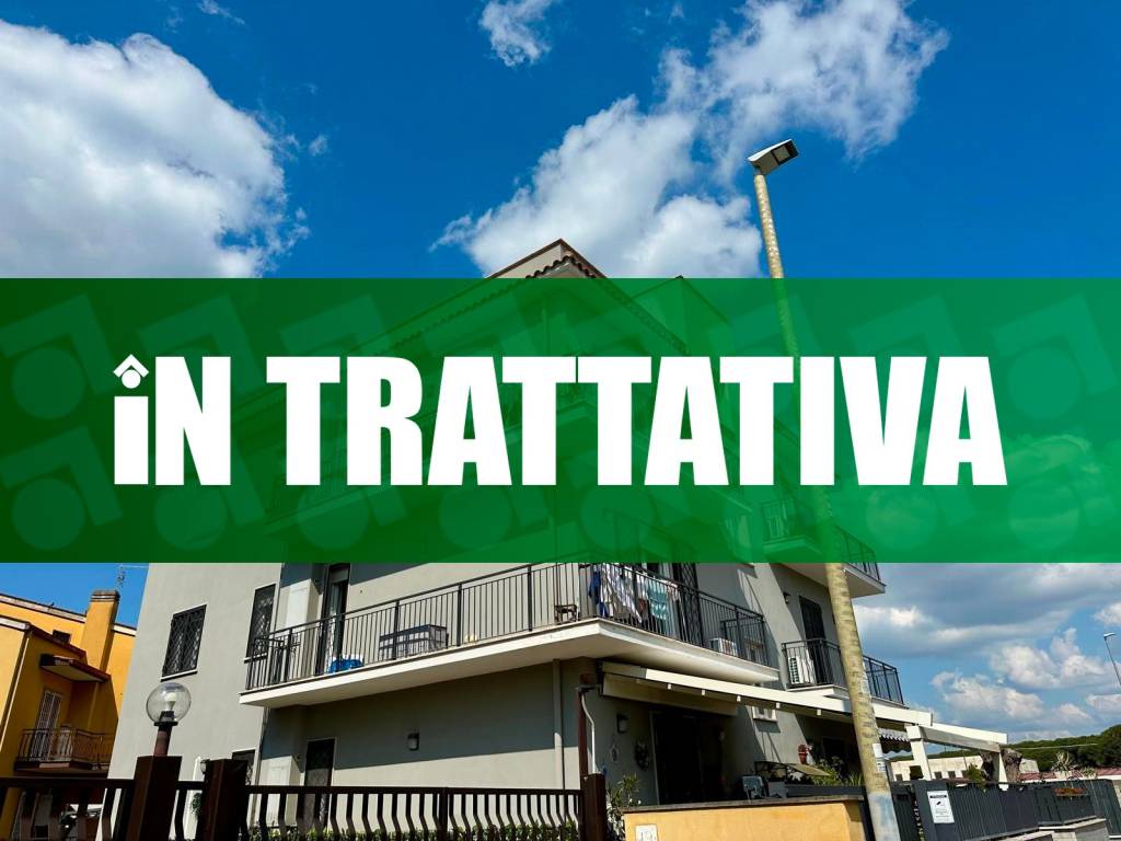 appartamento in vendita a Roma in zona Ostia