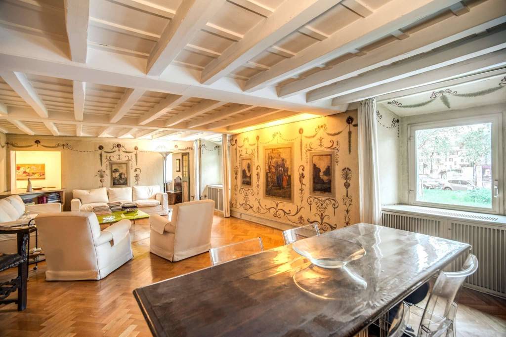 appartamento in vendita a Roma in zona Trastevere