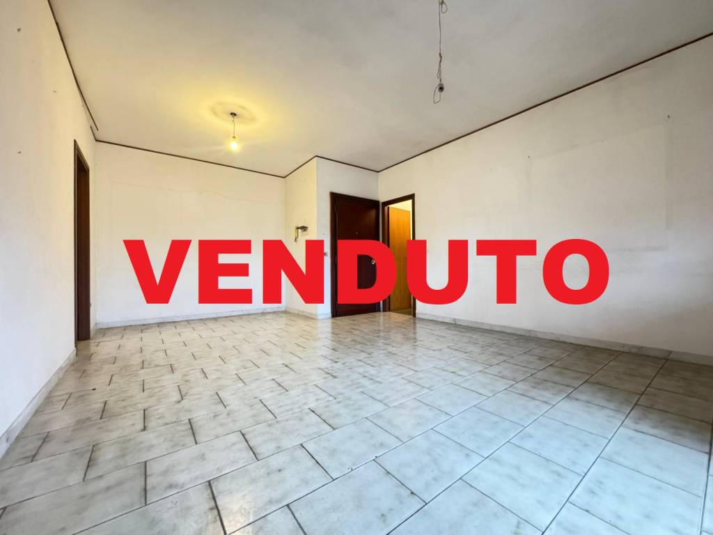 appartamento in vendita a Roma in zona Ardeatino