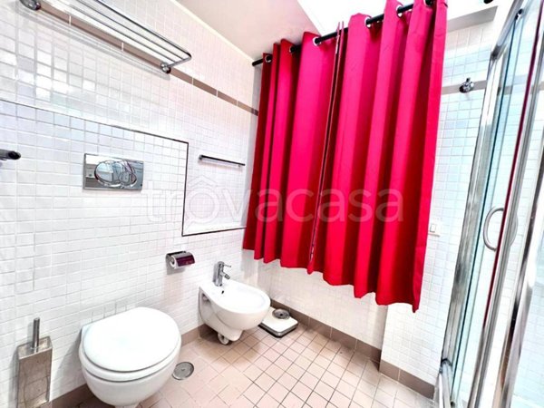 negozio in vendita a Roma in zona Rione Prati