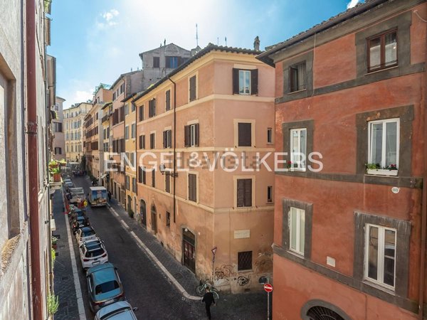 appartamento in vendita a Roma in zona Rione di Ponte