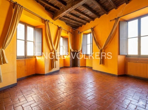 appartamento in vendita a Roma in zona Rione di Ponte