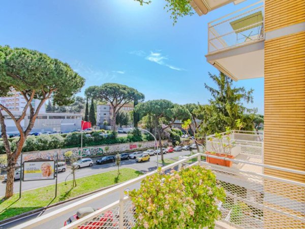 appartamento in vendita a Roma in zona Gianicolense