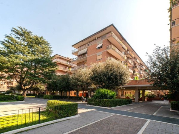 appartamento in vendita a Roma in zona Appio Claudio