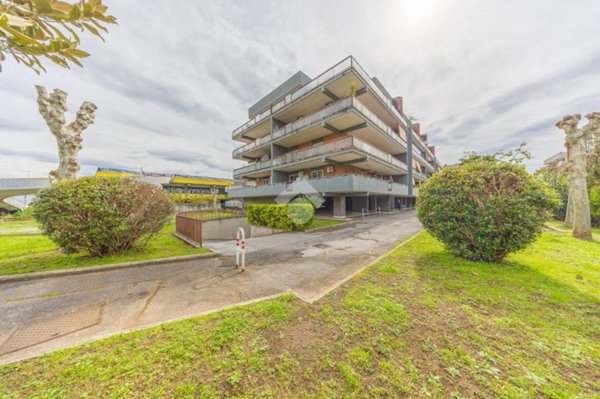 appartamento in vendita a Roma in zona Settecamini