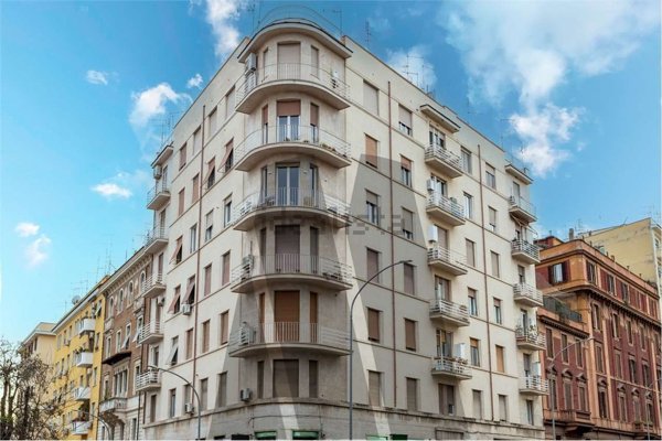 appartamento in vendita a Roma in zona Tuscolano