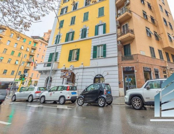 appartamento in vendita a Roma in zona Tuscolano