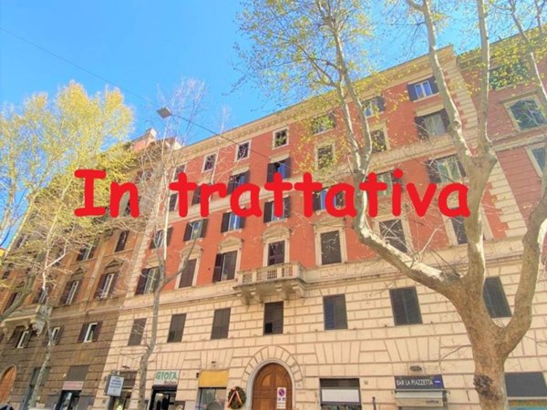 appartamento in vendita a Roma in zona Esquilino