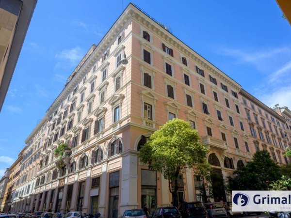 appartamento in vendita a Roma in zona Esquilino