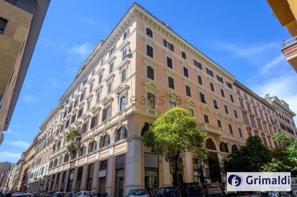 appartamento in vendita a Roma in zona Esquilino